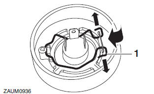 Replacing the headlight bulb